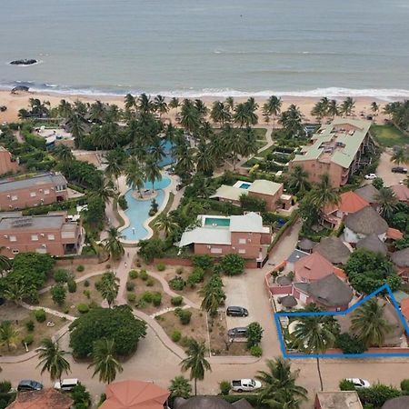 Villa Bord De Mer Avec Piscine Sali Tapé Eksteriør bilde