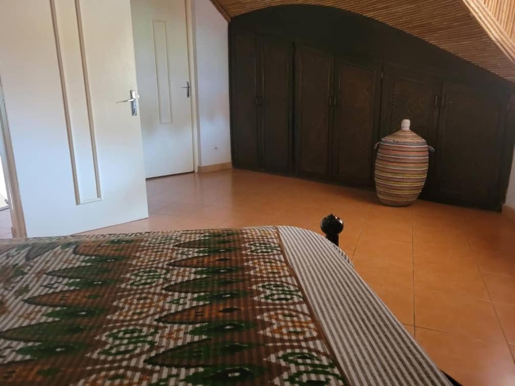 Villa Bord De Mer Avec Piscine Sali Tapé Eksteriør bilde